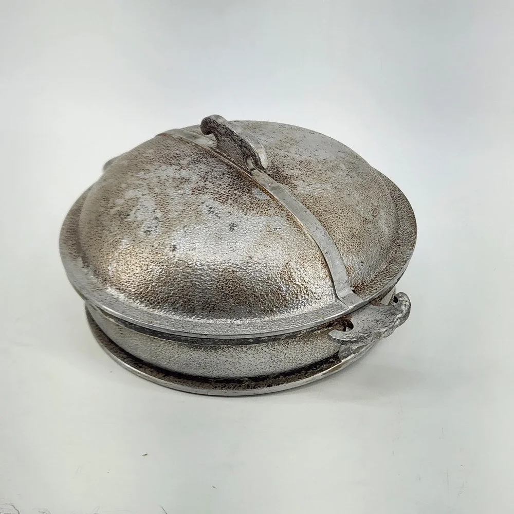 Vintage Guardian Service Hammered Aluminum Round Roaster Pan with Domed Lid 9.5